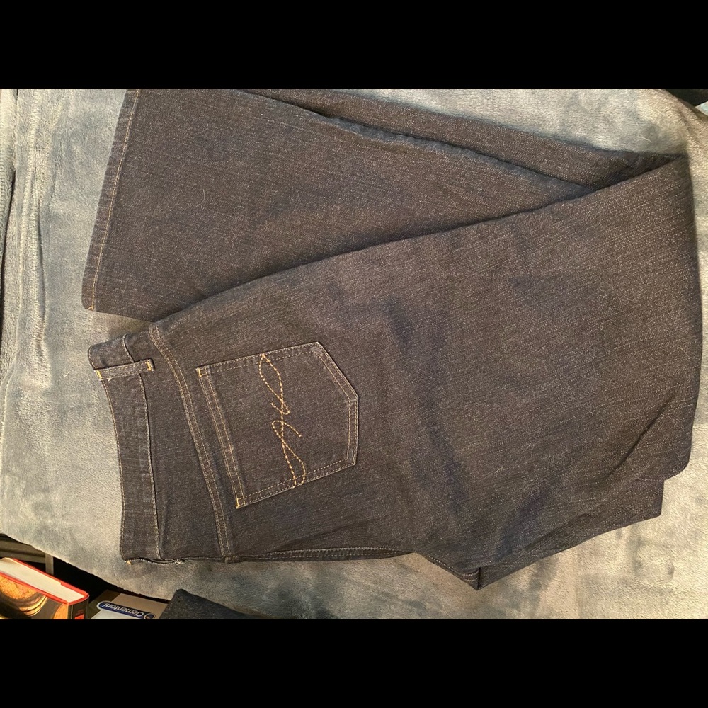 Tommy Hilfiger women’s bootcut jeans